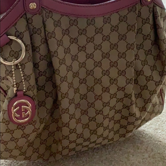 Authentic Gucci Print hobo bag - Picture 8 of 10